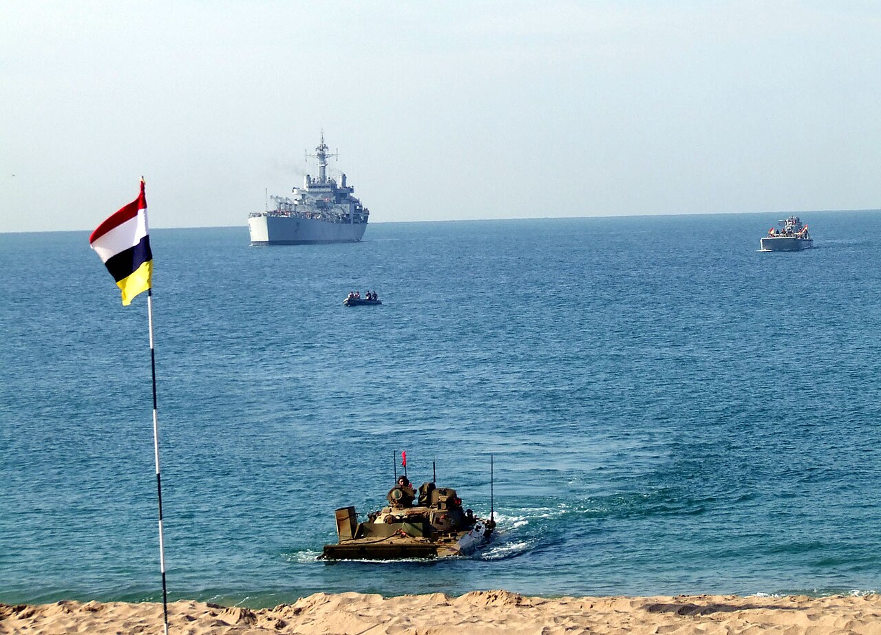 Navantia y una firma india se alían para ofrecer cuatro buques anfibios a la Marina de Nueva Delhi
