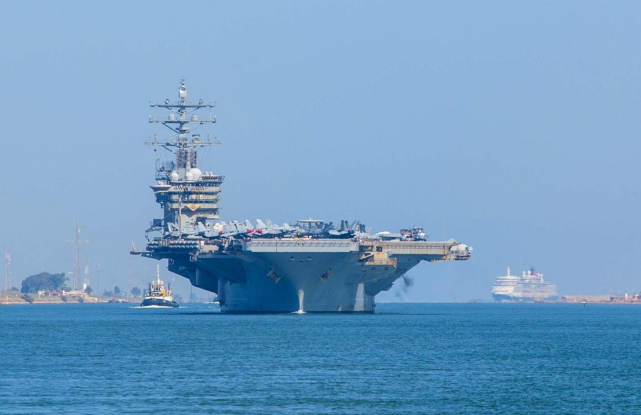 El USS Eisenhower regresa a Norfolk tras perder un EA-18G Growler en un accidente