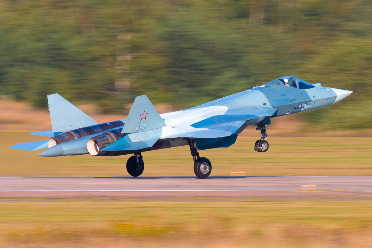 Rusia lleva el Su-57 de exportación a su primera exhibición internacional